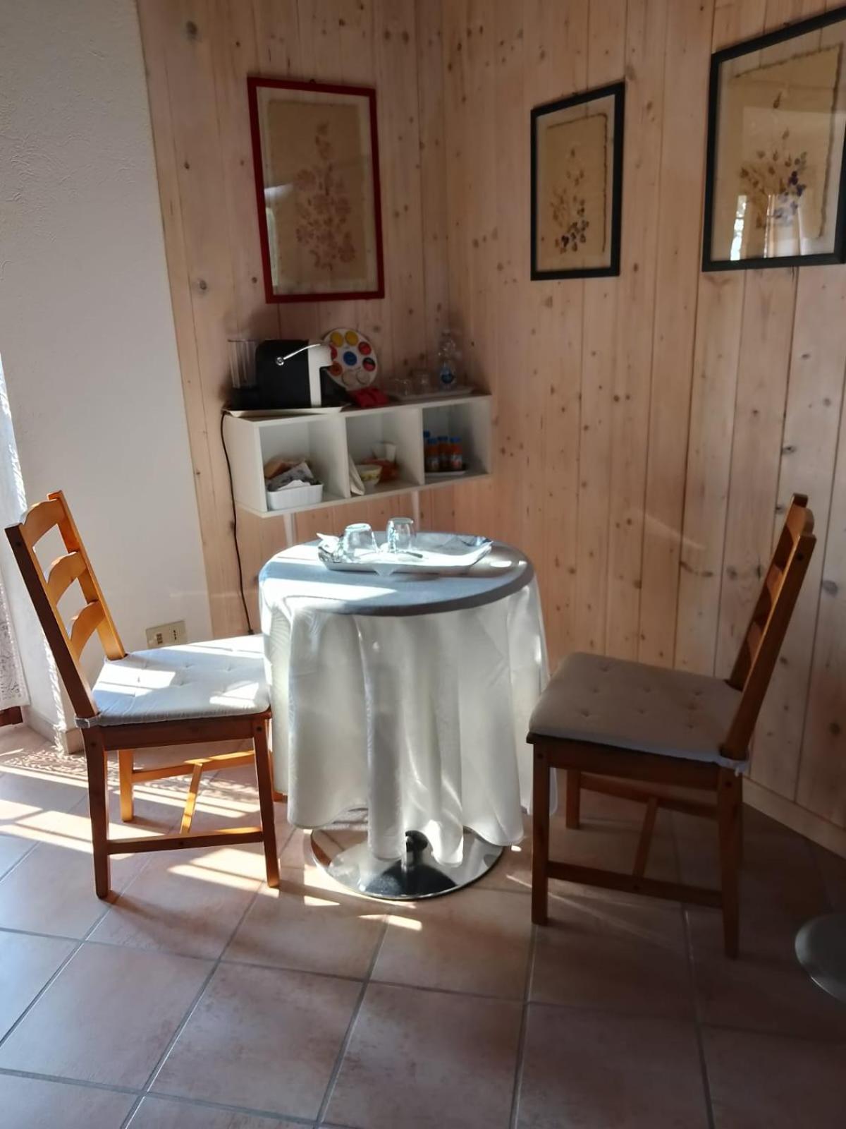 Agriturismo Affittacamere Barbarossa Dogliani Zewnętrze zdjęcie