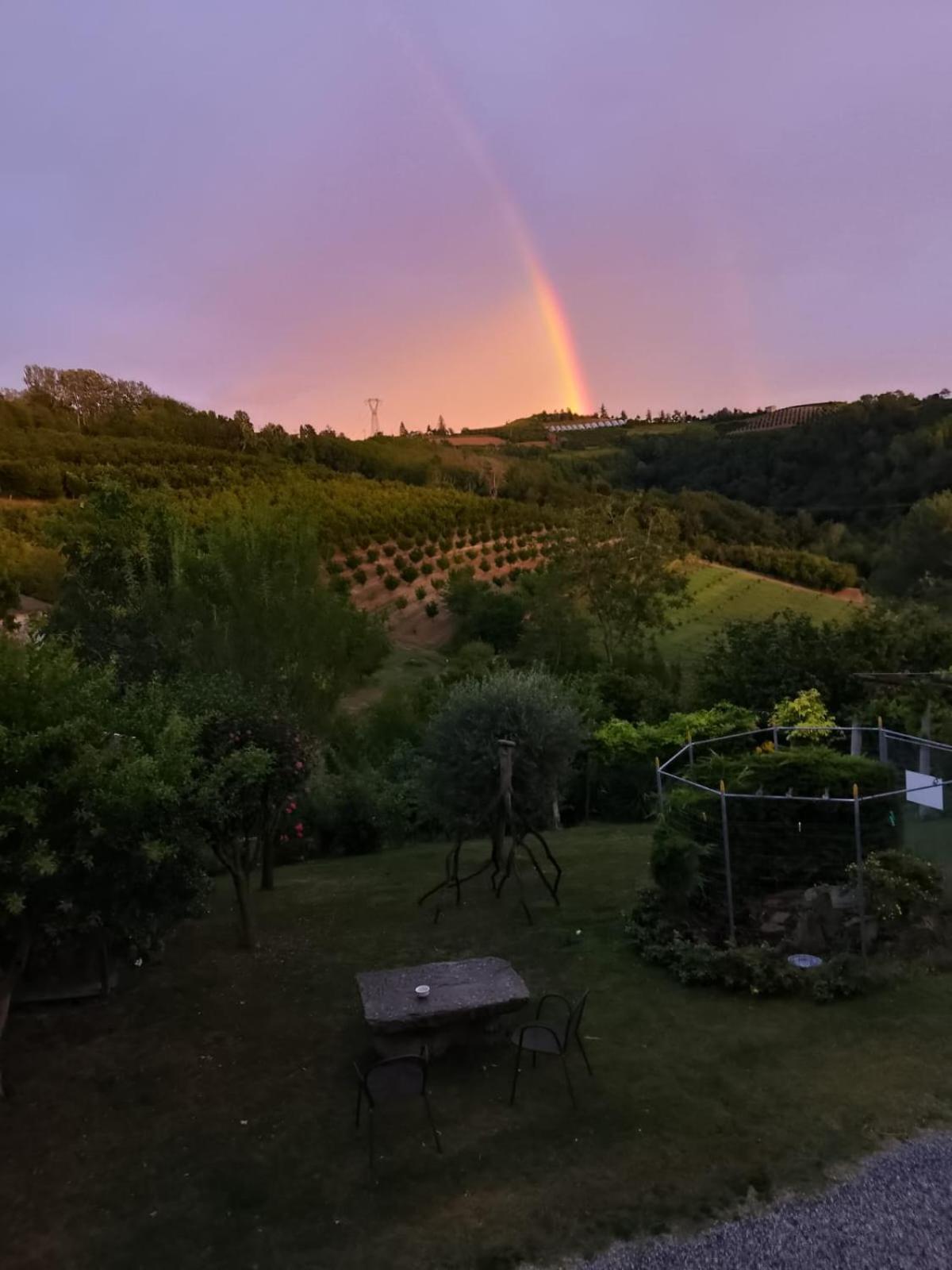 Agriturismo Affittacamere Barbarossa Dogliani Zewnętrze zdjęcie