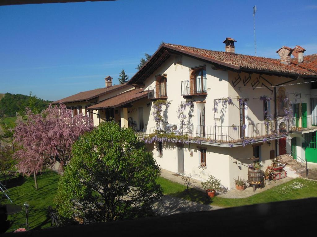Agriturismo Affittacamere Barbarossa Dogliani Zewnętrze zdjęcie